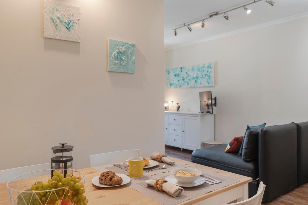 Na Praca By An Island Apartment Funchal (Madeira)